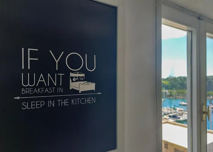 Daire Marija-2 Omišalj